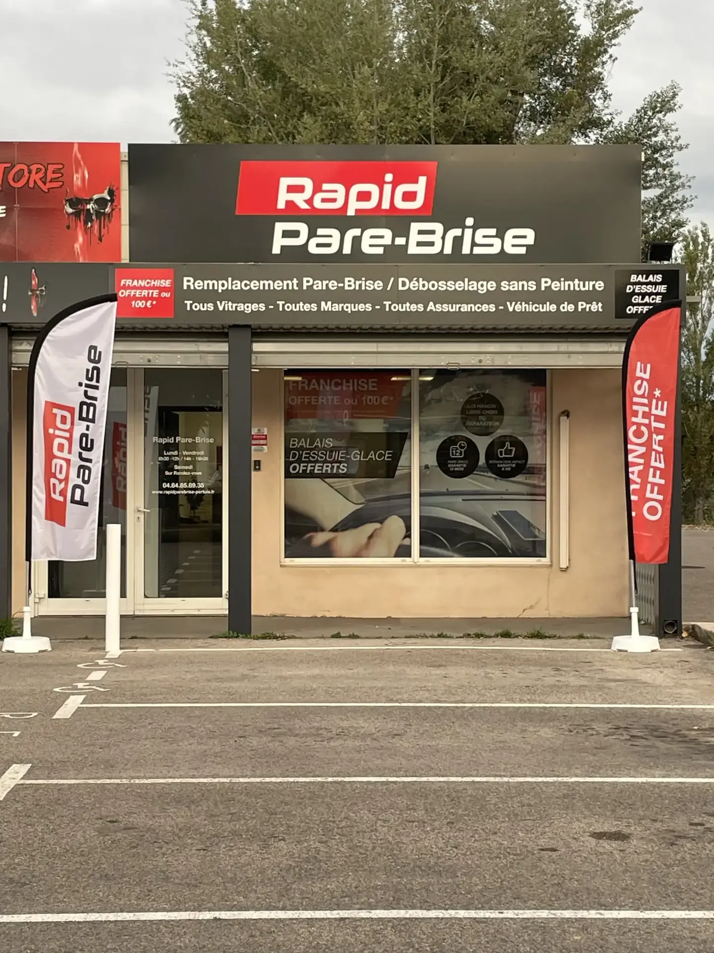 Photo Rapid Pare-Brise Pertuis