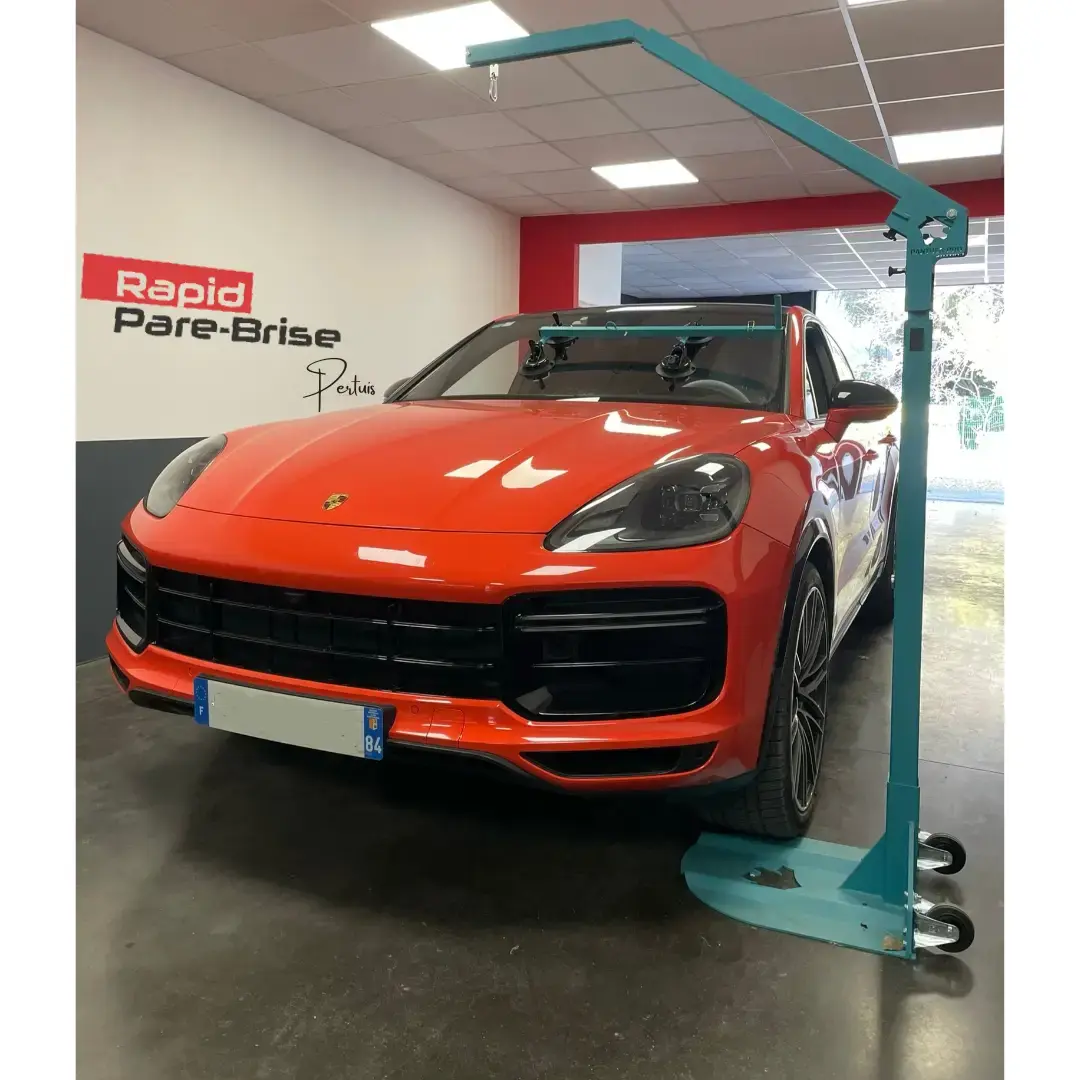 Photo Rapid Pare-Brise Pertuis